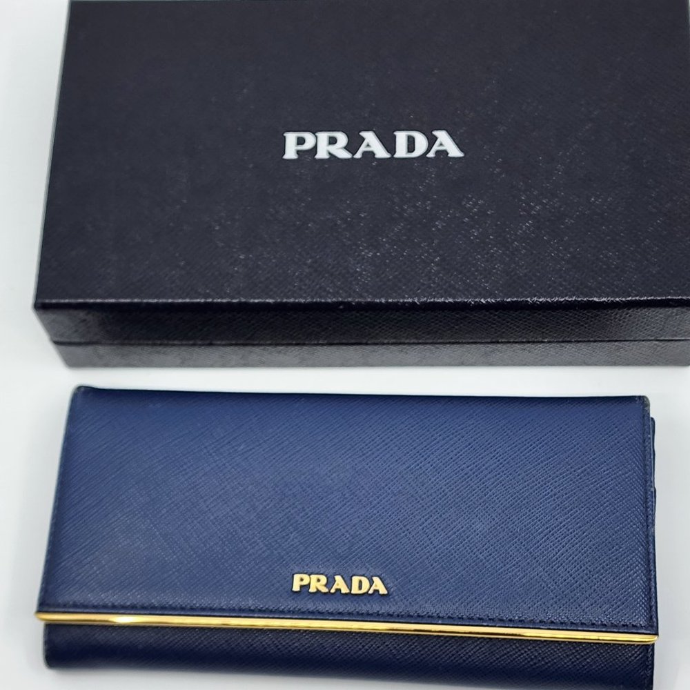 Authentic Prada  Leather Long wallet w/ card holder attached Boxed